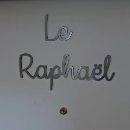 Le Raphael Centre Historique Apartment